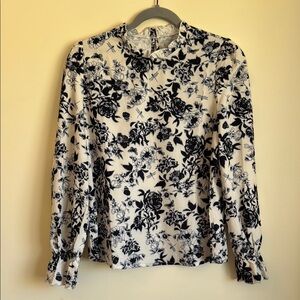 Floral Blue and White Women's Top Size Small